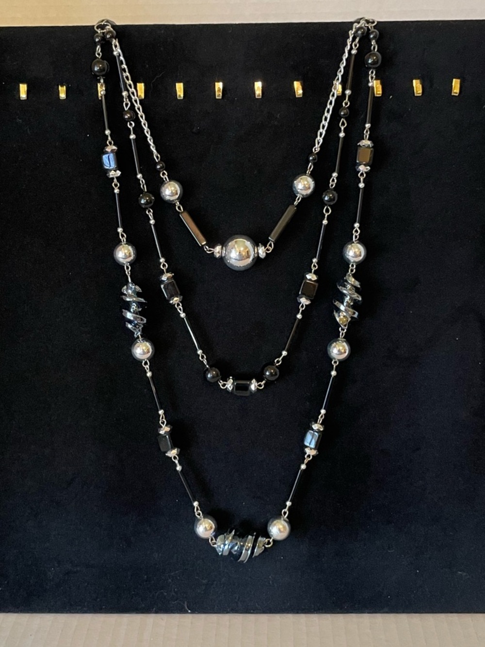 Source Unknown Black and Silver Multi-Strand Beaded Necklace
